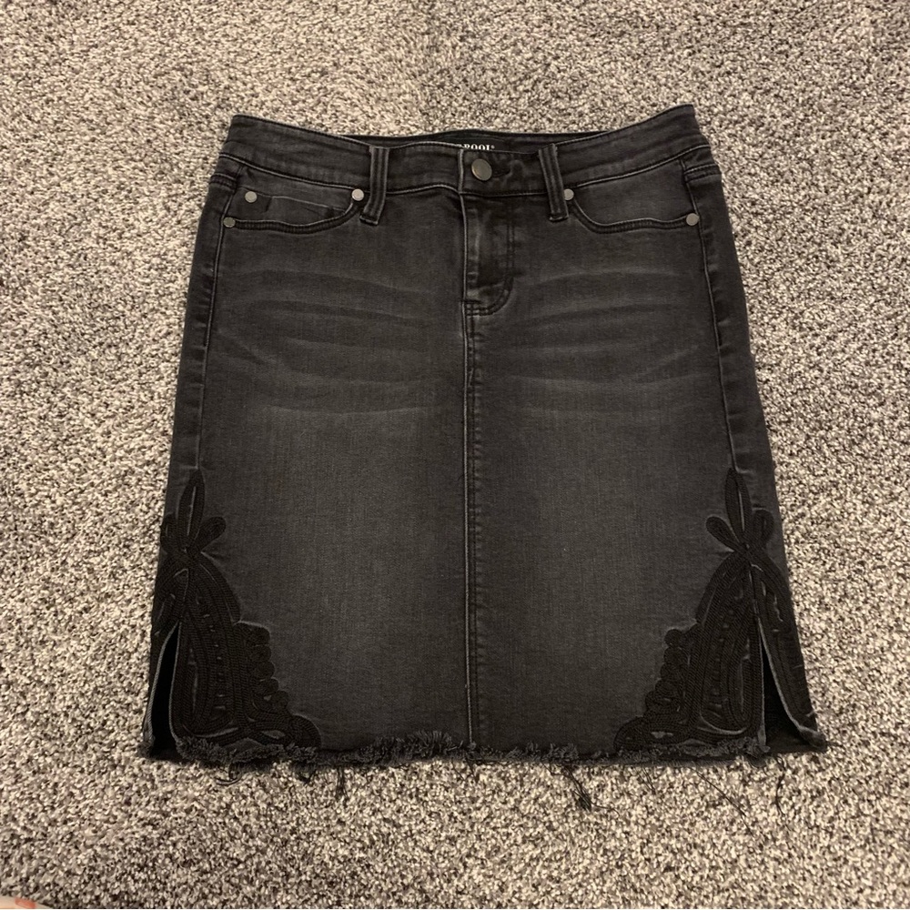 Liverpool Black Denim Skirt. Women’s 2.